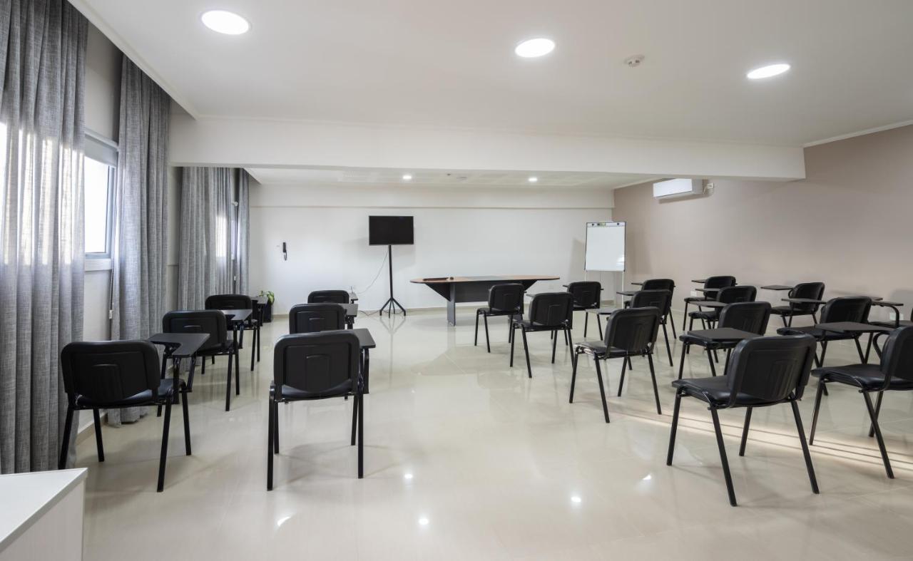 Apart Hotel Rivadavia 815 Neuquen Luaran gambar