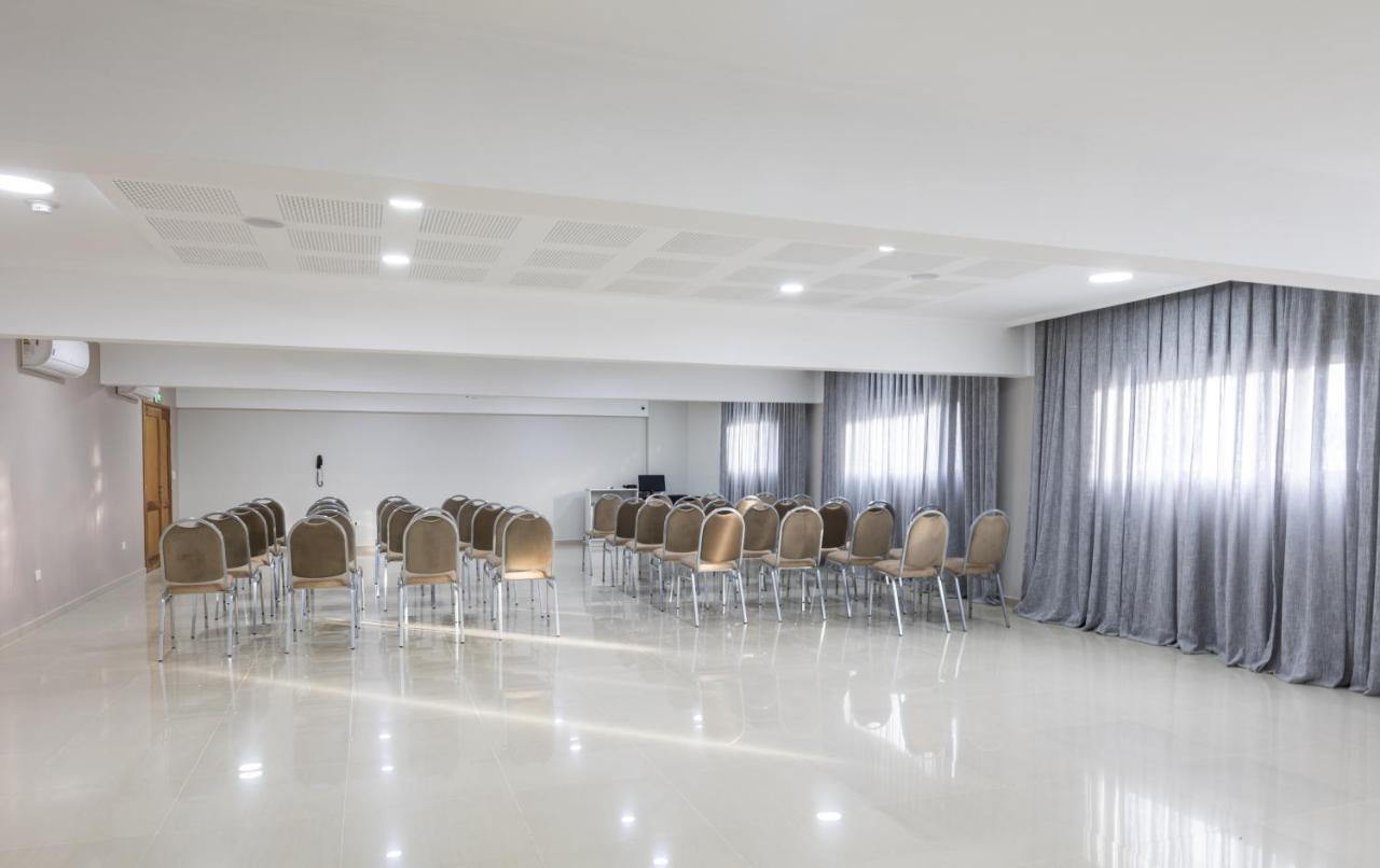 Apart Hotel Rivadavia 815 Neuquen Luaran gambar