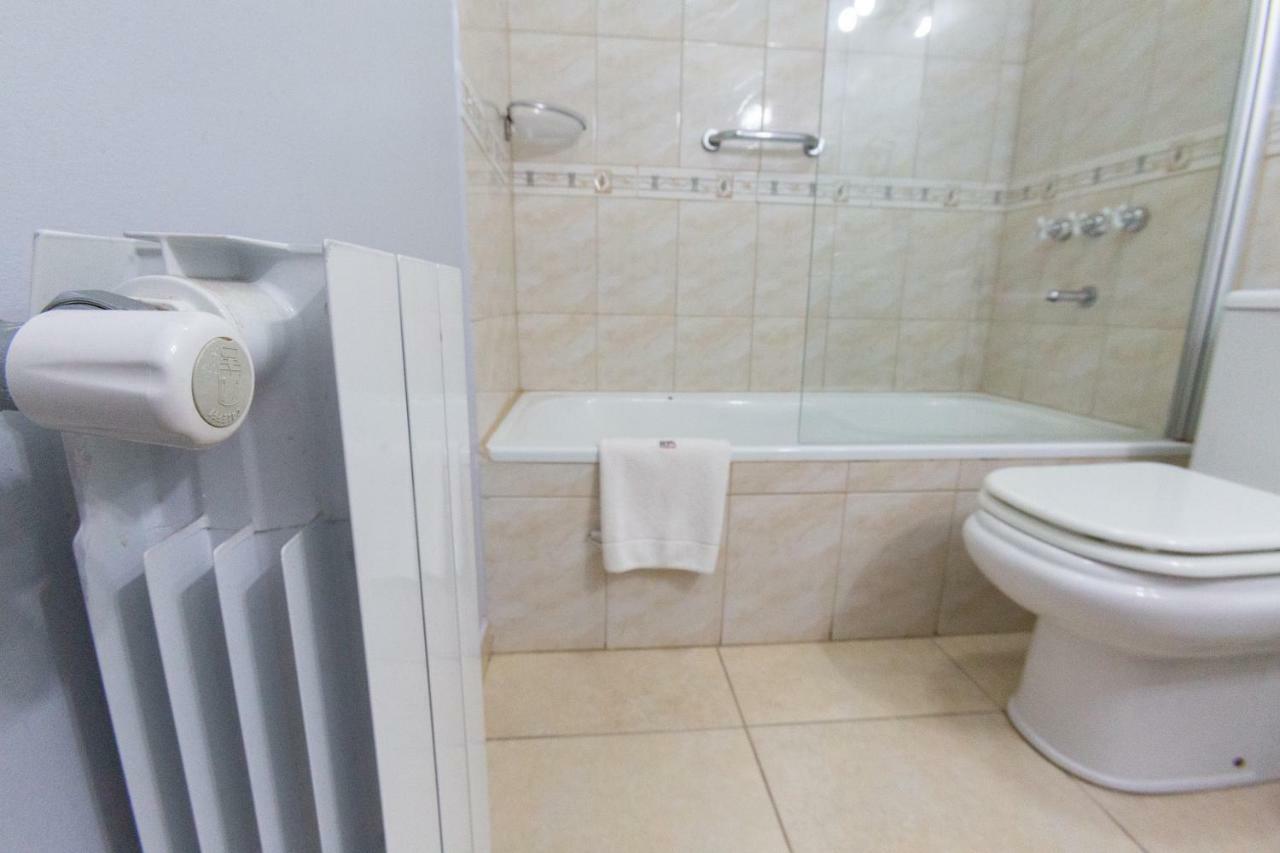 Apart Hotel Rivadavia 815 Neuquen Luaran gambar
