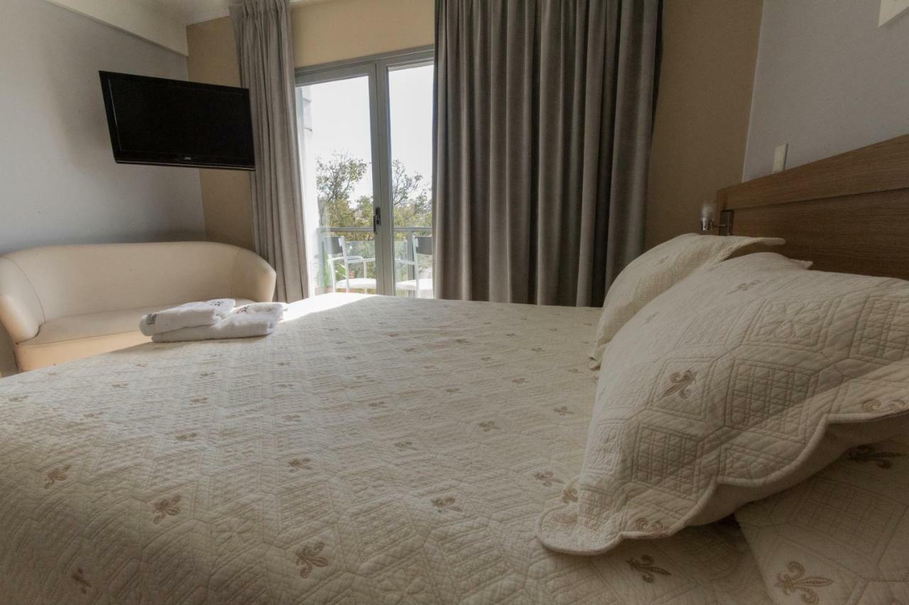 Apart Hotel Rivadavia 815 Neuquen Luaran gambar